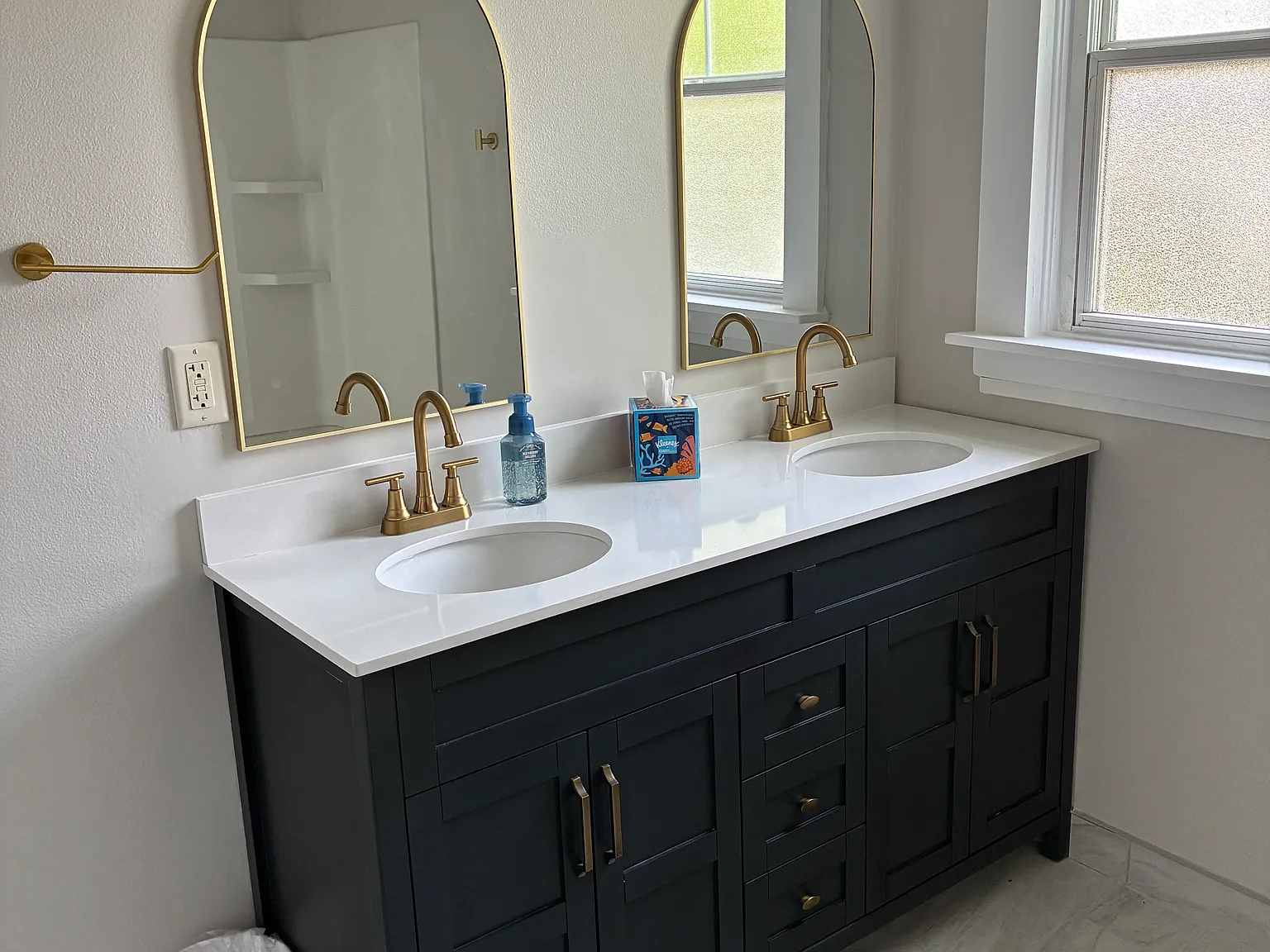7 bed, 2691 sqft, $575 — Photo 2
