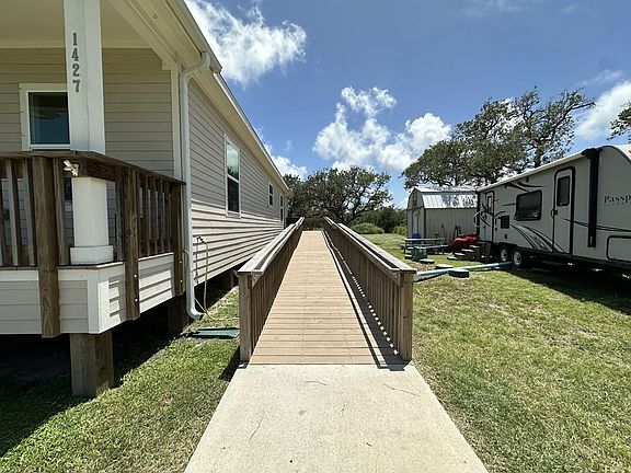 3rd image of 1427 16th St