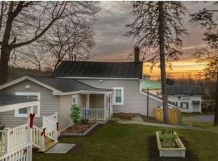 15 Quaker Hill Rd #2, Pleasant Valley, NY 12569