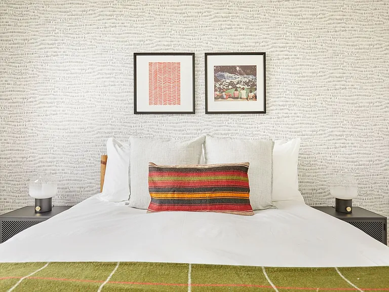 Solis Apartments — Photo 49