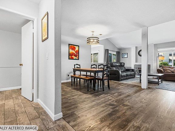 3rd image of 3005 Aurora Court