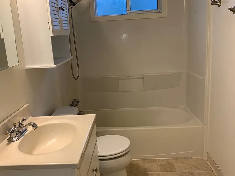 324 Cottonwood St — Photo 13