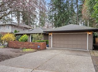 17714 Pointe Forest Ct, Beaverton, OR 97006