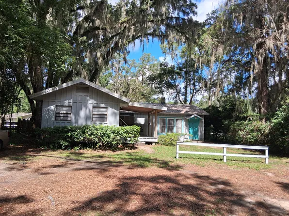 12 SW 24th St, Gainesville, FL 32607