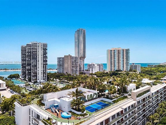 3rd image of 2200 Brickell Ave #315