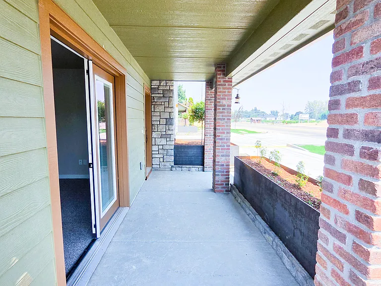 2953 N Maple Grove Rd — Photo 15
