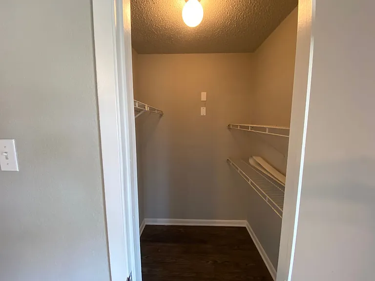4502 Gaston Ave #322 — Photo 13