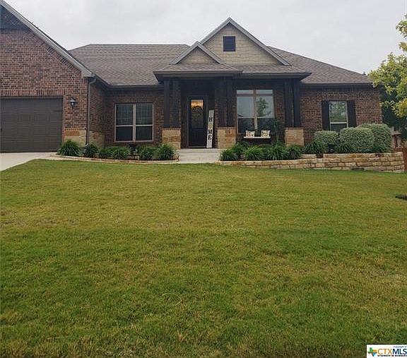 1st image of 2447 Bluff Cir