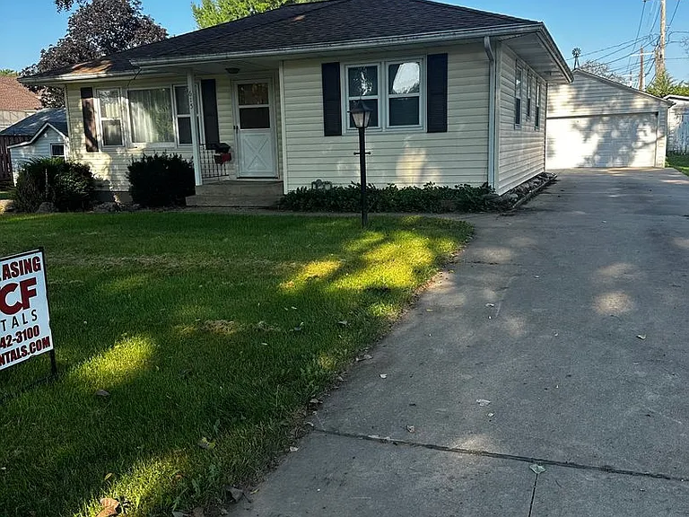 615 College St — Photo 1