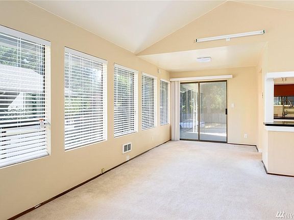 5th image of 1604 149th Pl SE APT 4