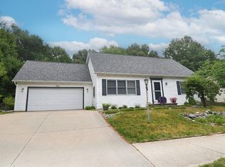 706 Spring Valley Dr, Middlebury, IN 46540