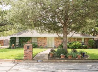 1024 Hazelwood Dr, Mansfield, TX 76063