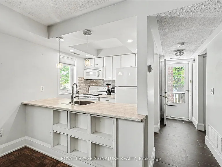 101 Bristol Rd E #221 — Photo 6