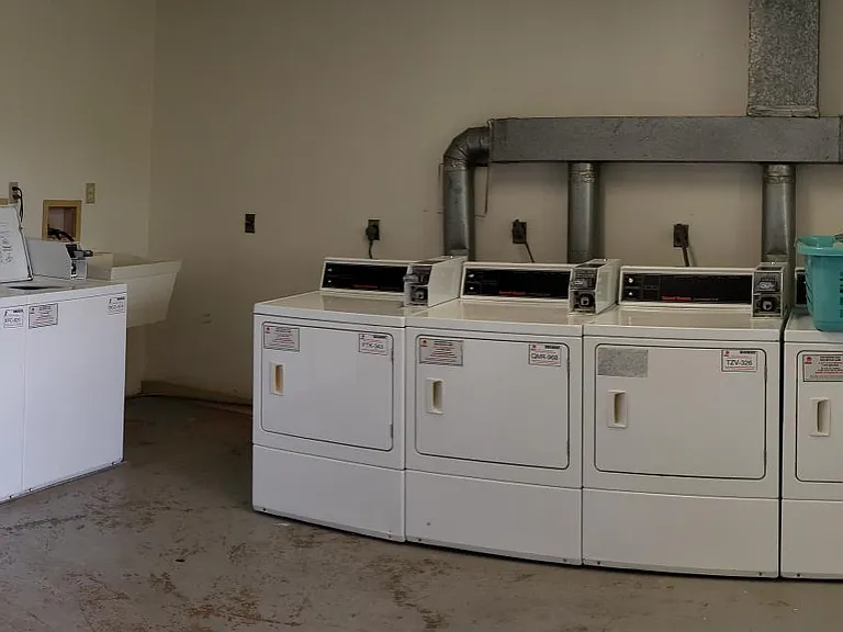 1604 Monticello Ave #B — Photo 17