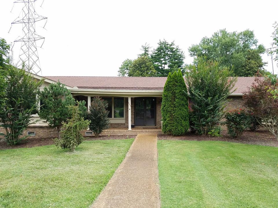 Front main entrance to the unit of duplex.