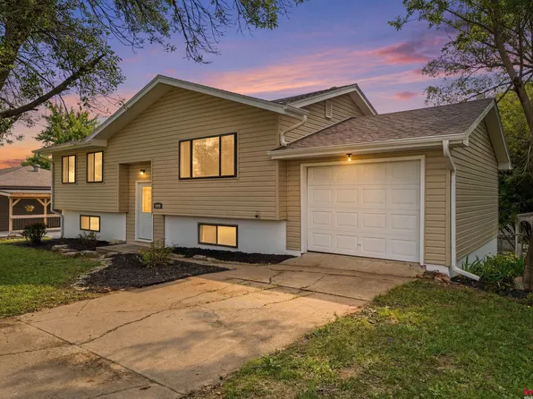 1020 C St, Palmyra, NE 68418