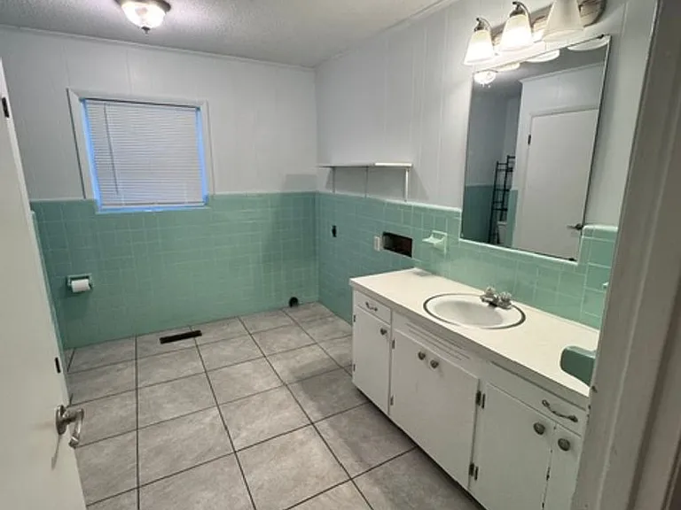 15201 McCaleb Rd — Photo 9