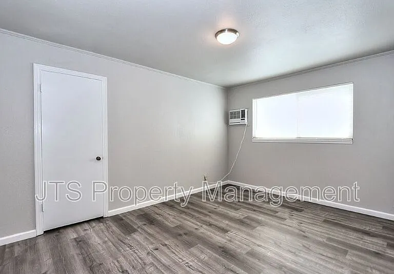 4439 V St #1 — Photo 51
