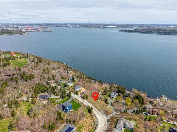 59 Devils Hill Rd, Fergusons Cove, NS B3V 1S3