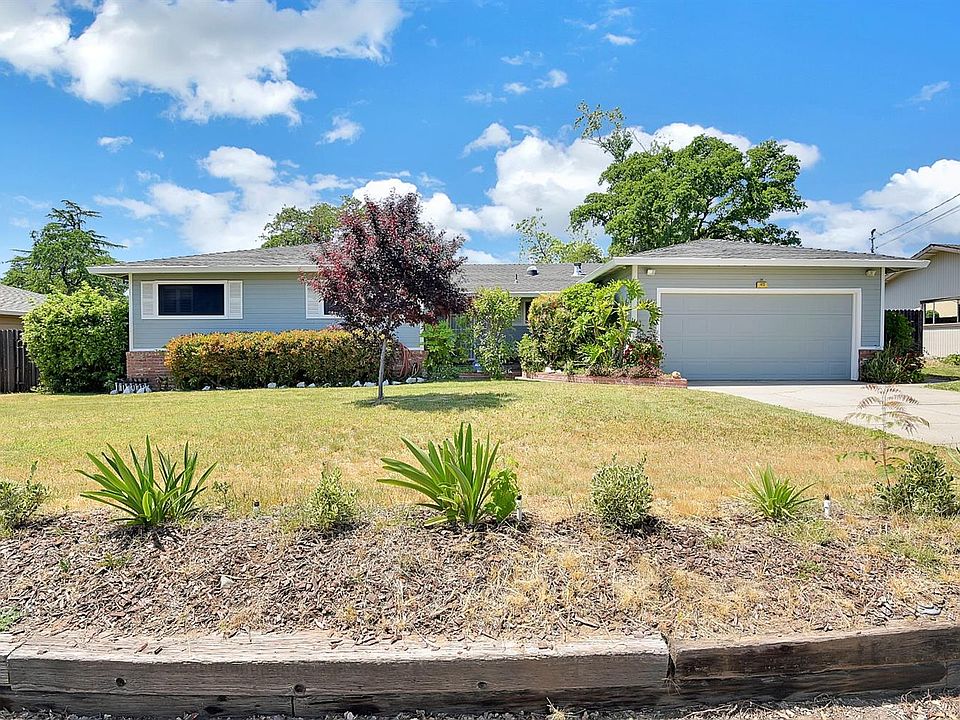 1st image of 410 Riverview Dr