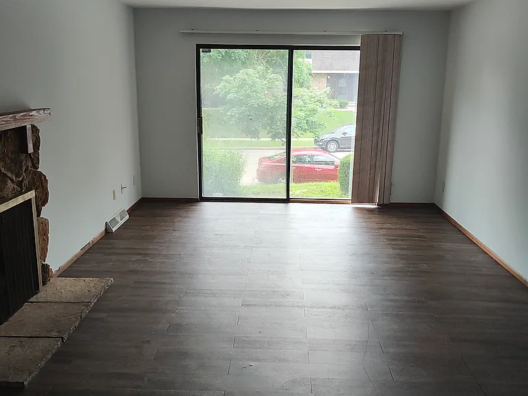 6010 W Calumet Rd #101-A — Photo 5