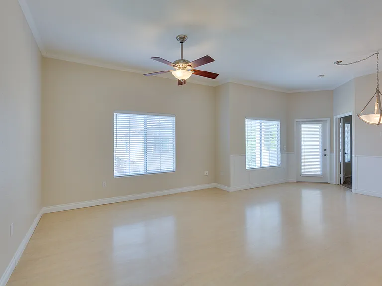 9303 Gilcrease Ave #2189-61 — Photo 5