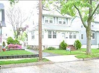 43 Tulip St, Bergenfield, NJ 07621