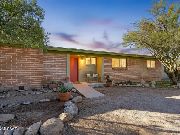 7140 N Edgewood Pl, Tucson, AZ 85704