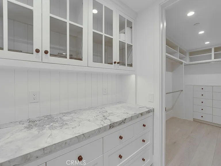 2820 Bayview — Photo 23