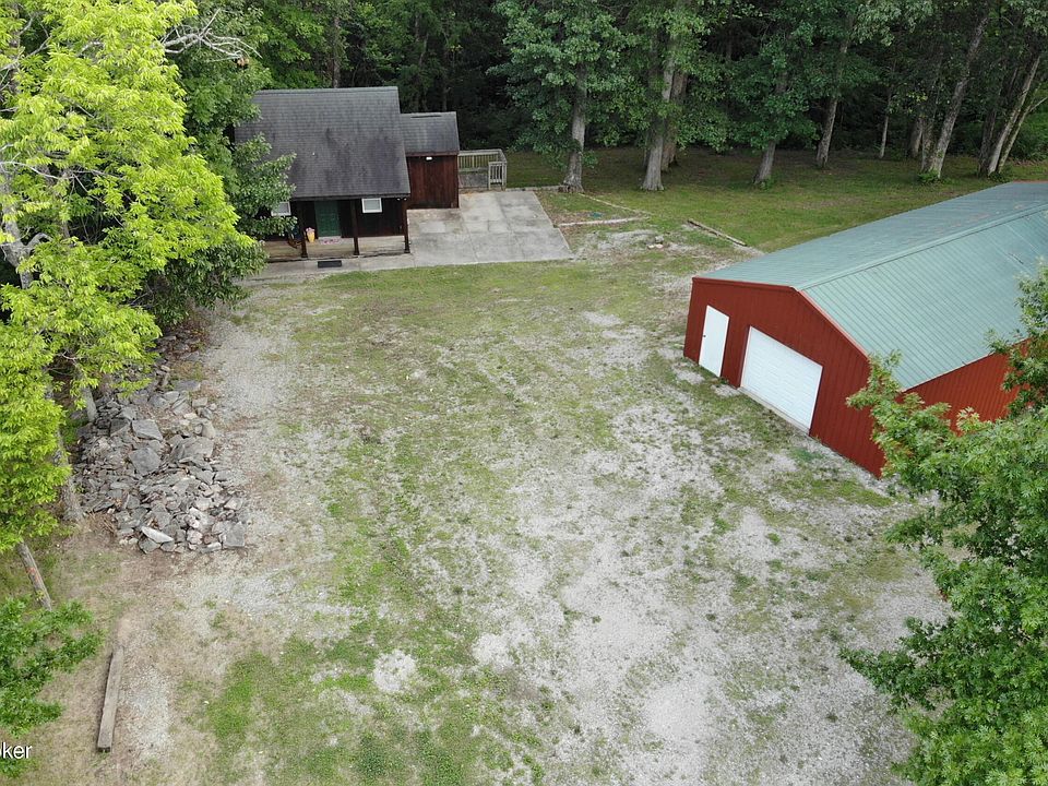 1st image of 581 Noahs Ln