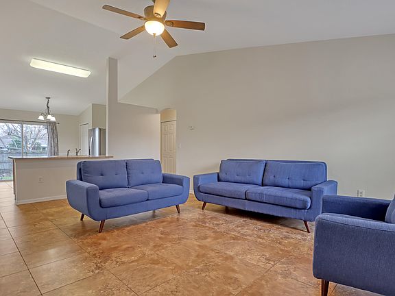 5th image of 1051 Braddock Ave SE