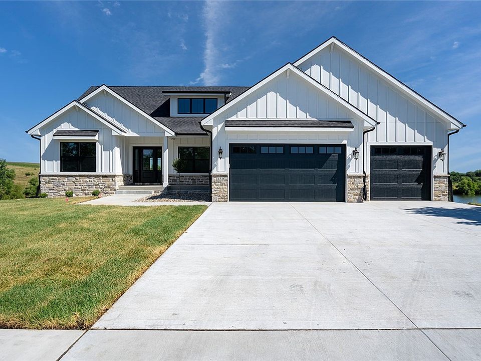 339 Chestnut St, De Soto, IA 50069 Zillow