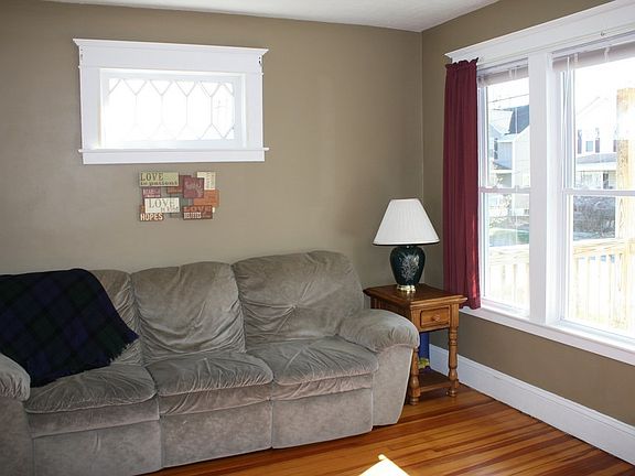 4th image of 1064 Keyes Ave