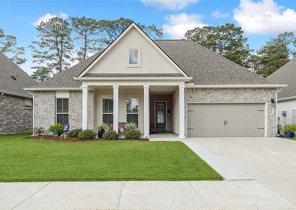 1st image of 67541 Emerald Dove Dr