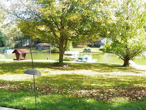 5th image of 2307 W Delta Dr