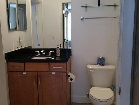 3rd image of 1800 Wilson Blvd #306