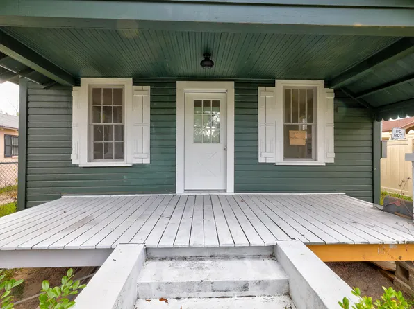 4267 Saint Andrews St, Marianna, FL 32448