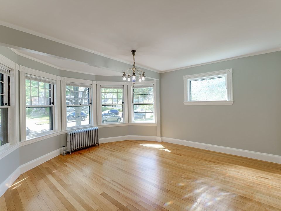 1st image of 30 Firglade Ave