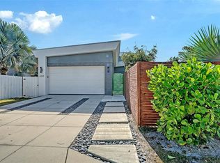 2254 Hawthorne St, Sarasota, FL 34239