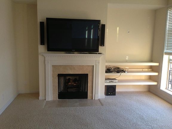 3rd image of 242 Stetson St #242