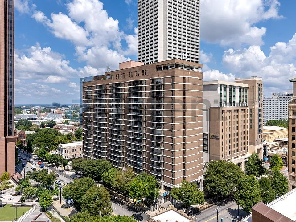 620 Peachtree St NE #605