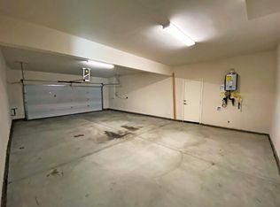 5440 Starling Dr, Mira Loma, CA 91752
