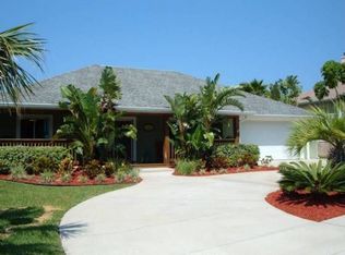 2137 Villa Way, New Smyrna Beach, FL 32169