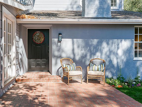 4th image of 1249 Olive Ln