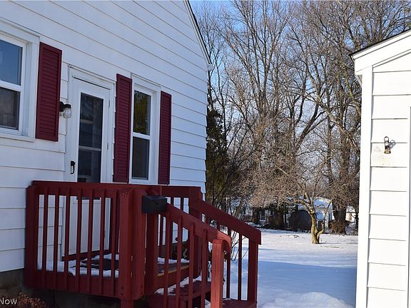 2nd image of 61 Elmwood Dr