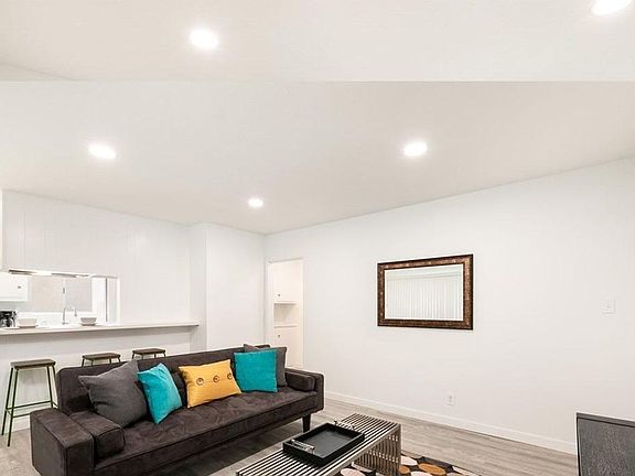 2nd image of 774 Obispo Ave #4-2-3