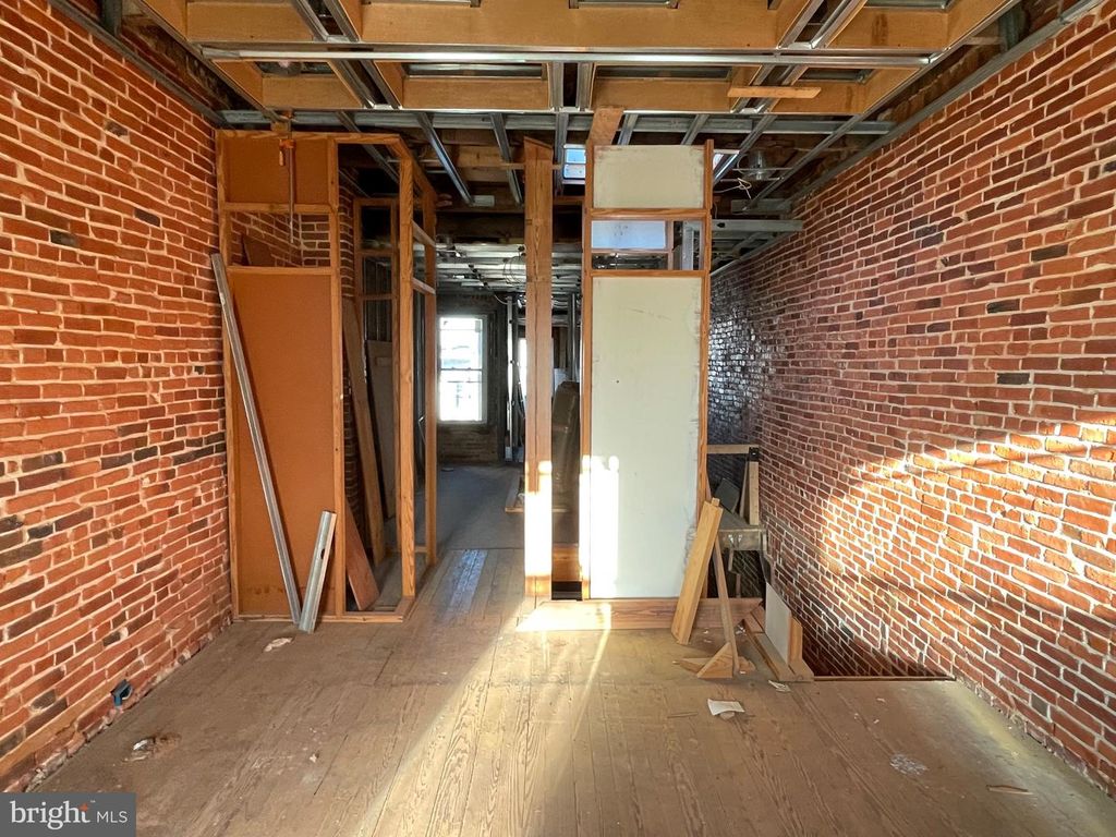2824 Huntingdon Ave, Baltimore, MD - More