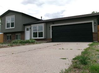 950 Nolte Dr W, Colorado Springs, CO 80916