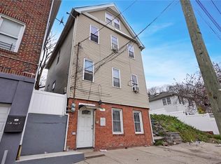 601 Richmond Rd, Staten Island, NY 10304