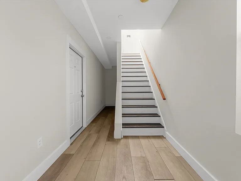 910 E 226th St #1 — Photo 9